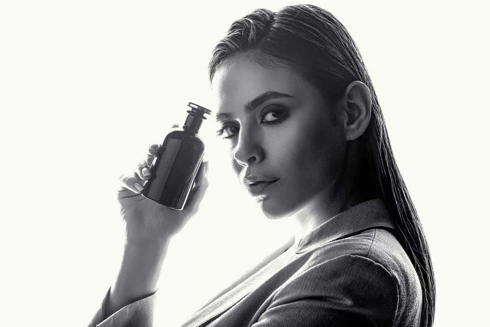 Najpopularniejsze perfumy damskie i męskie w 2025 roku – trendy zapachowe