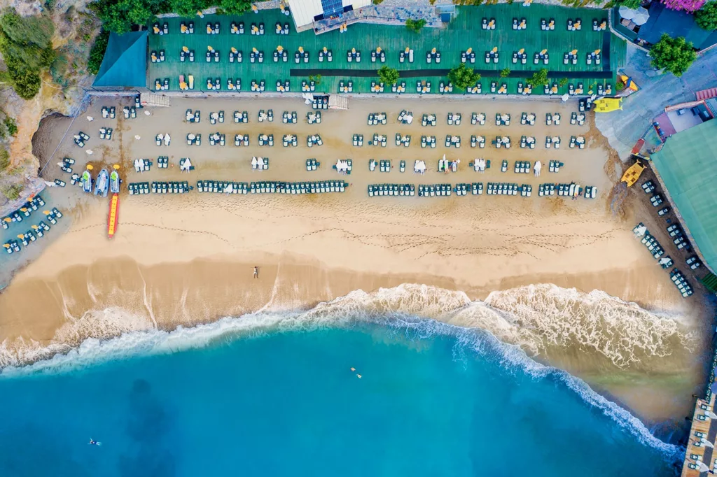 Wakacje marzeń w Utopia World Hotel w Turcji 2025- Freedo.pl